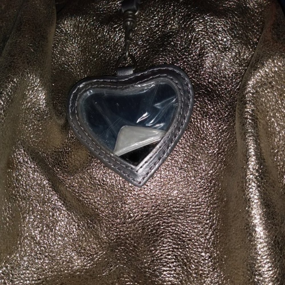 JUICY COUTURE GOLD LEATHER FLUFF HOBO HANDBAG PURSE**MAGNETIC CLOSURES**RARE! - Picture 7 of 12